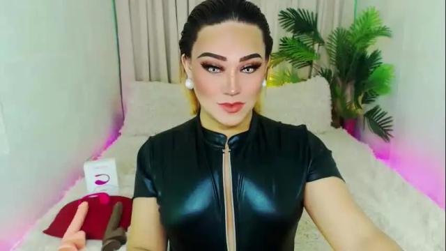 Image 2 of wildhotivana Stream on Chaturbate on 1 month ago