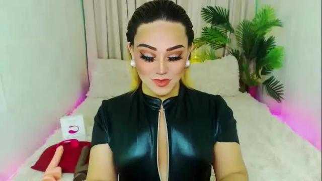 Image 7 of wildhotivana Stream on Chaturbate on 1 month ago