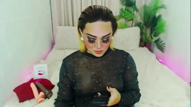 Image 3 of wildhotivana Stream on Chaturbate on 1 month ago