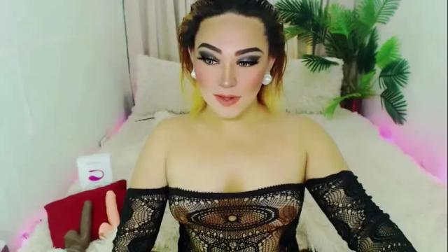 Image 2 of wildhotivana Stream on Chaturbate on 1 month ago