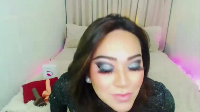 Image 8 of wildhotivana Stream on Chaturbate on 23 days ago