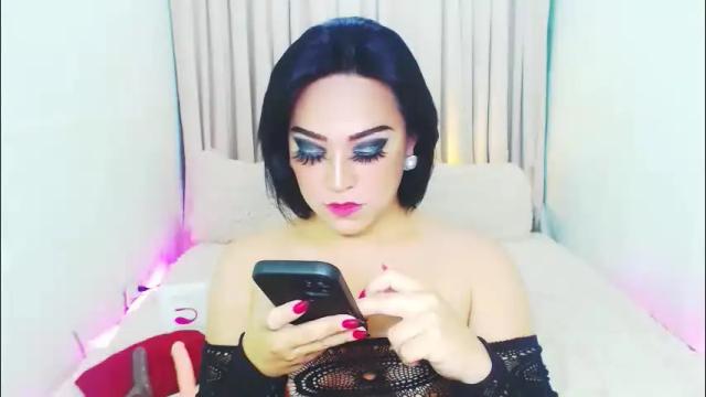 Image 2 of wildhotivana Stream on Chaturbate on 2 months ago
