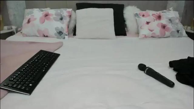 Image 6 of wildkatrina_ Stream on Chaturbate on 17 days ago