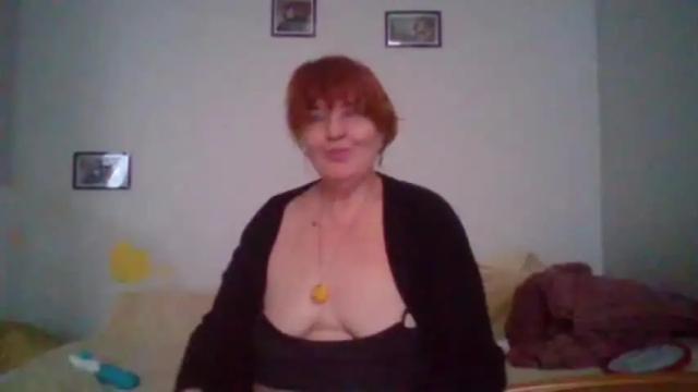 Image 11 of wildredcat Stream on Chaturbate on 20 months ago