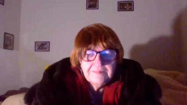 Image 3 of wildredcat Stream on Chaturbate on 15 months ago