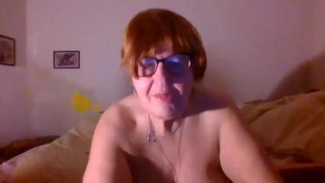 Image 2 of wildredcat Stream on Chaturbate on 14 months ago