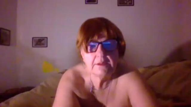 Image 4 of wildredcat Stream on Chaturbate on 14 months ago