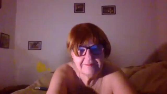 Image 7 of wildredcat Stream on Chaturbate on 14 months ago