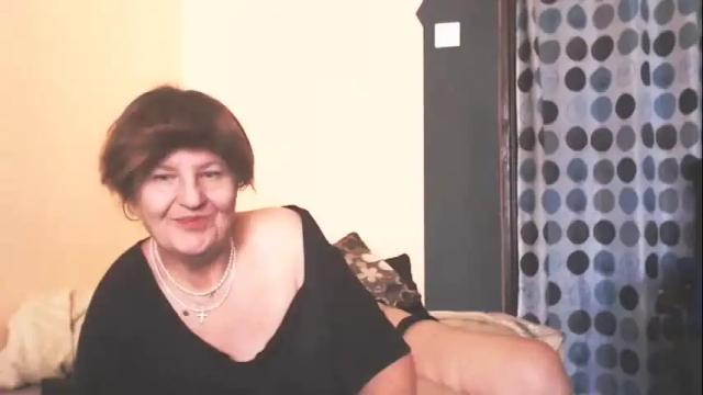 Image 4 of wildredcat Stream on Chaturbate on 1 month ago