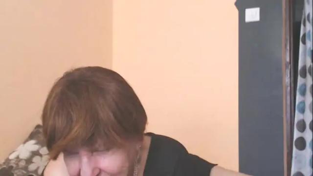 Image 7 of wildredcat Stream on Chaturbate on 17 days ago