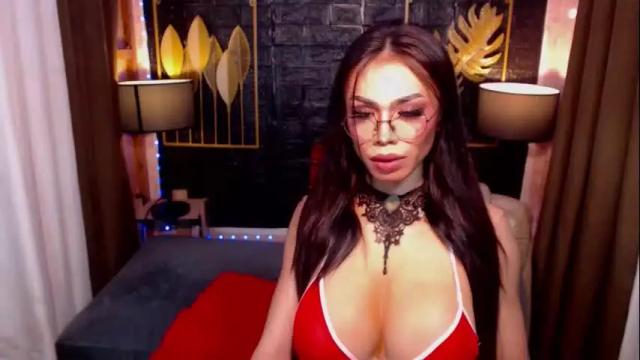 Image 12 of wildroxie Stream on Chaturbate on 20 months ago
