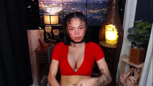 Image 10 of wildroxie Stream on Chaturbate on 2 days ago