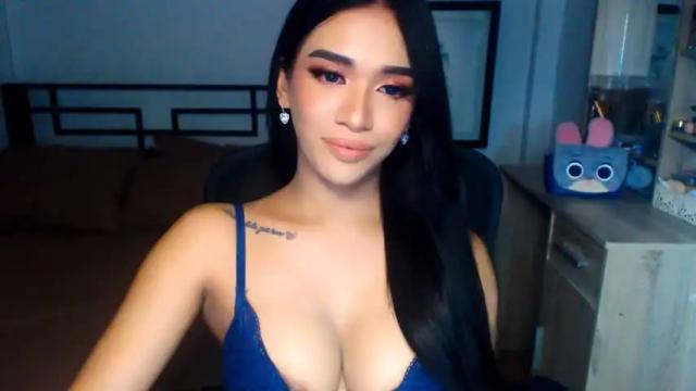 Image 10 of wildsexlovelyy Stream on Chaturbate on 13 months ago