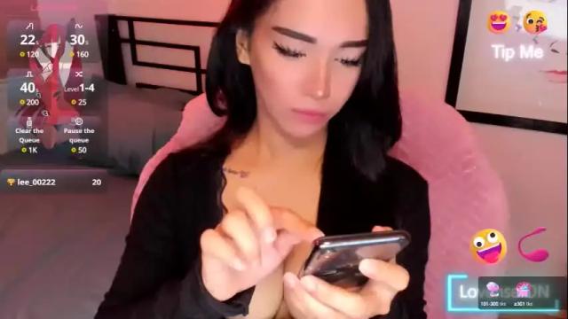 Image 4 of wildsexlovelyy Stream on Chaturbate on 1 month ago