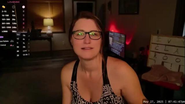 Image 11 of wildsouthernpeach Stream on Chaturbate on 17 days ago