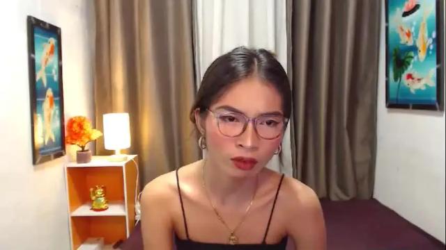 Thumbnail 1, wildtsclarahugecock's Stream at Chaturbate, 20 months ago