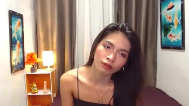 Thumbnail 1, wildtsclarahugecock's Stream at Chaturbate, 20 months ago