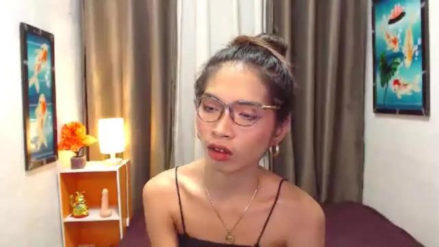 Thumbnail 3, wildtsclarahugecock's Stream at Chaturbate, 20 months ago