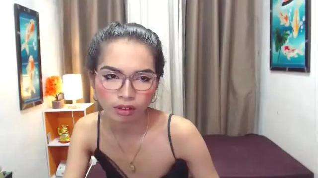 Thumbnail 1, wildtsclarahugecock's Stream at Chaturbate, 19 months ago