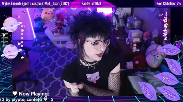 Image 11 of wildwylie Stream on Chaturbate on 15 months ago