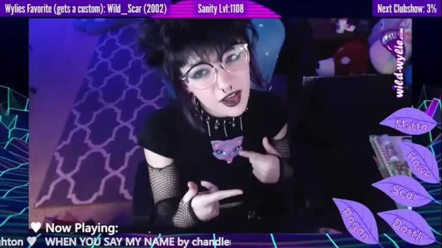 Image 4 of wildwylie Stream on Chaturbate on 15 months ago