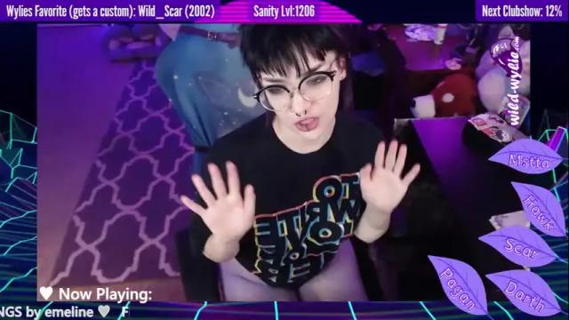 Image 6 of wildwylie Stream on Chaturbate on 15 months ago