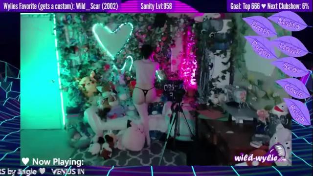 Image 7 of wildwylie Stream on Chaturbate on 15 months ago