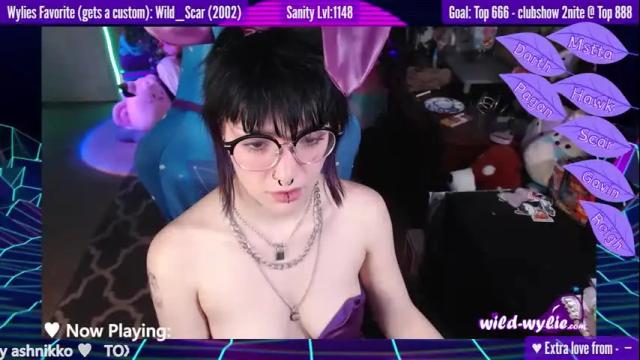 Image 12 of wildwylie Stream on Chaturbate on 15 months ago