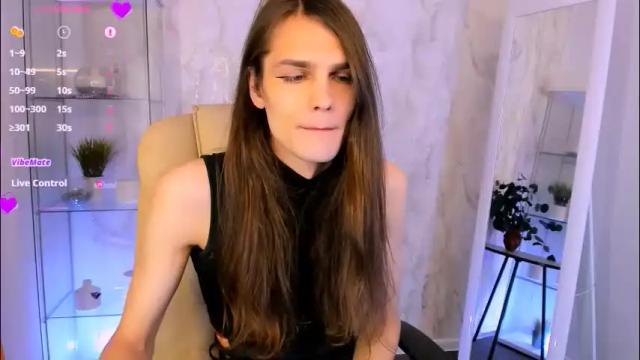 Image 12 of will_snake Stream on Chaturbate on 1 month ago