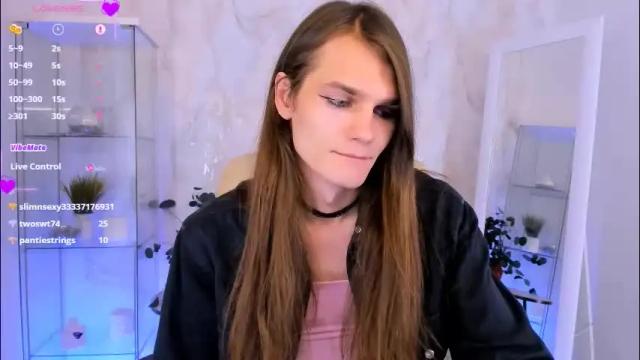 Image 10 of will_snake Stream on Chaturbate on 1 month ago