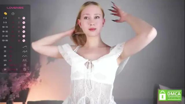 Image 7 of willabelow Stream on Chaturbate on 7 months ago