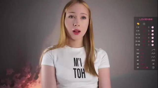 Image 3 of willabelow Stream on Chaturbate on 7 months ago