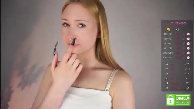 Image 7 of willabelow Stream on Chaturbate on 7 months ago