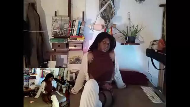 Image 7 of willowsmalls Stream on Chaturbate on 16 months ago