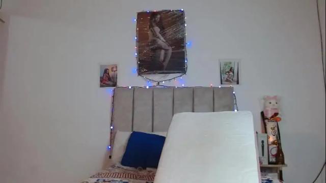 Image 2 of wilson_siara Stream on Chaturbate on 6 days ago