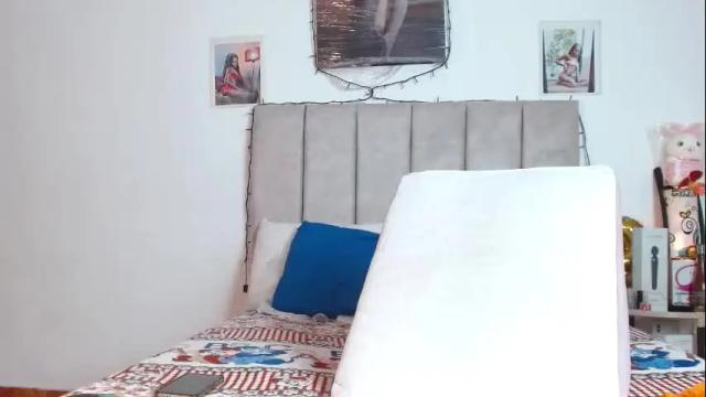 Image 3 of wilson_siara Stream on Chaturbate on 6 days ago