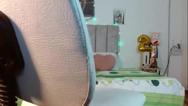 Image 10 of wilson_siara Stream on Chaturbate on 1 month ago