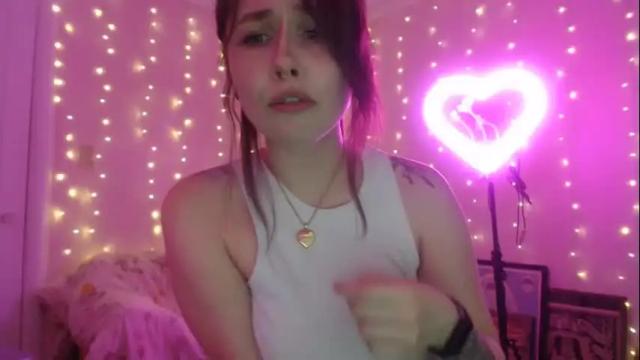 Image 11 of wingardiumleveveosa Stream on Chaturbate on 15 months ago