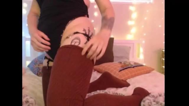 Image 3 of wingardiumleveveosa Stream on Chaturbate on 1 month ago