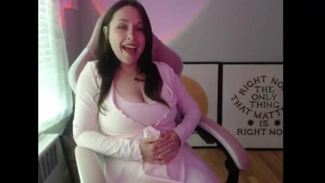 Image 11 of wingardiumleveveosa Stream on Chaturbate on 11 days ago