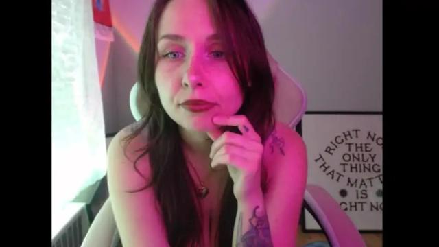 Image 3 of wingardiumleveveosa Stream on Chaturbate on 6 days ago