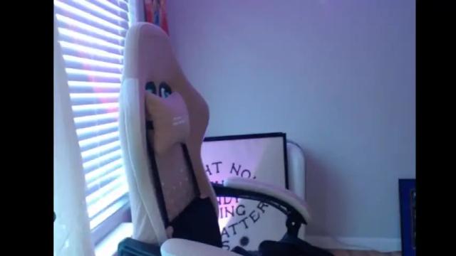 Thumbnail 3, wingardiumleveveosa's Stream at Chaturbate, 4 months ago