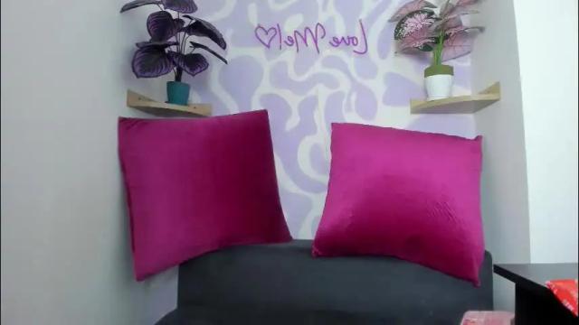 Image 3 of wini_fer Stream on Chaturbate on 1 month ago