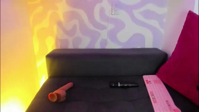Image 4 of wini_fer Stream on Chaturbate on 1 month ago