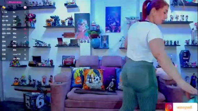 Image 4 of winnyvell Stream on Chaturbate on 1 month ago