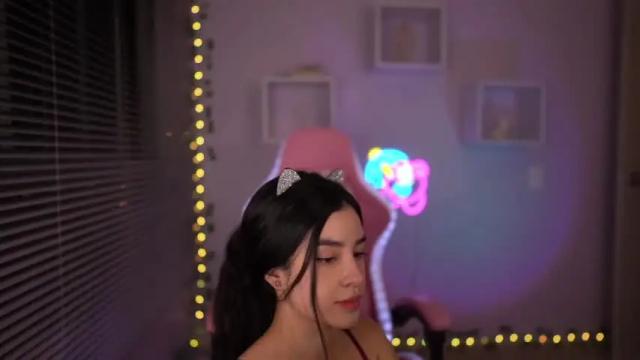 Image 8 of winona__ Stream on Chaturbate on 15 months ago