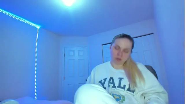 Image 2 of winter_miracle Stream on Chaturbate on 6 days ago