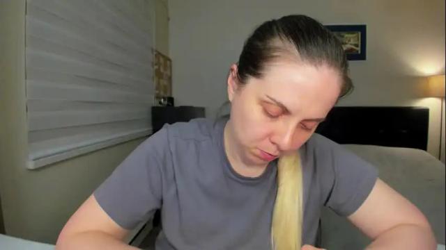 Image 12 of winter_miracle Stream on Chaturbate on 1 month ago