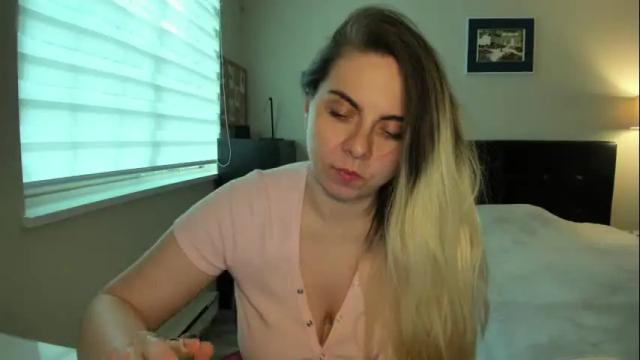 Image 11 of winter_miracle Stream on Chaturbate on 18 days ago