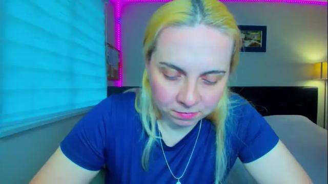 Image 7 of winter_miracle Stream on Chaturbate on 2 months ago